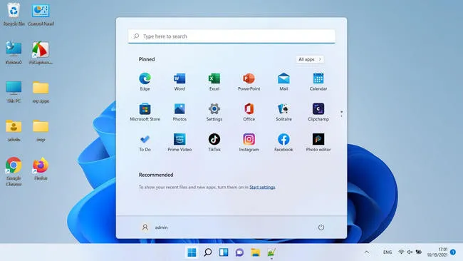 Windows 11 Desktop Screenshot 