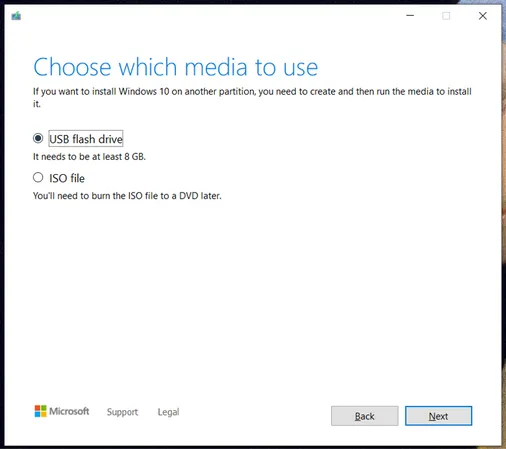 メディア作成ツール
